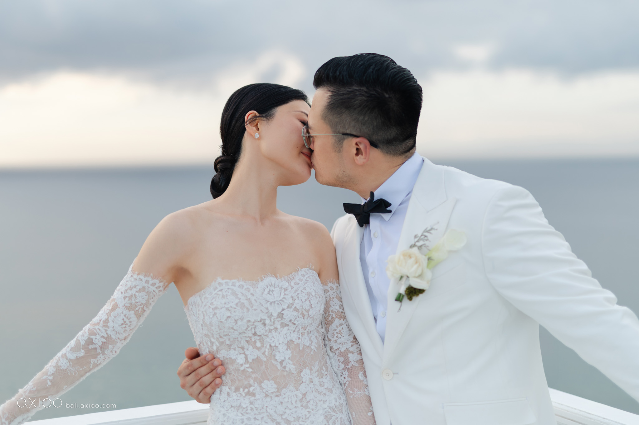 Axioo: The Pulse of Love